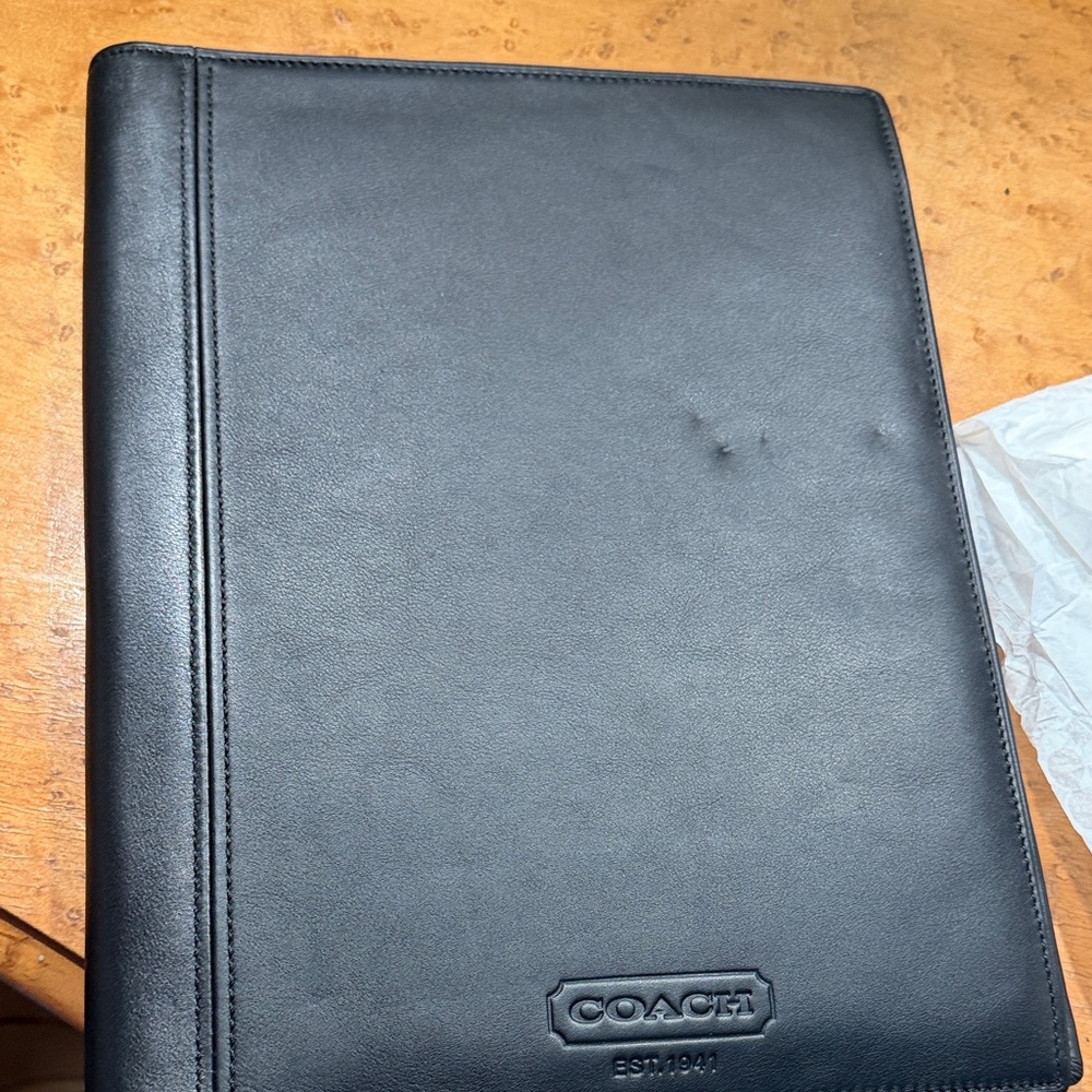 Coach SV/BK Men's Accessory - Picture 4 of 4